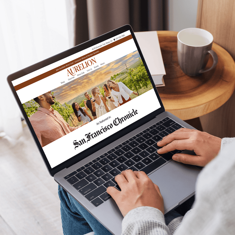 Example of licensing the San Francisco Chronicle logo on a website